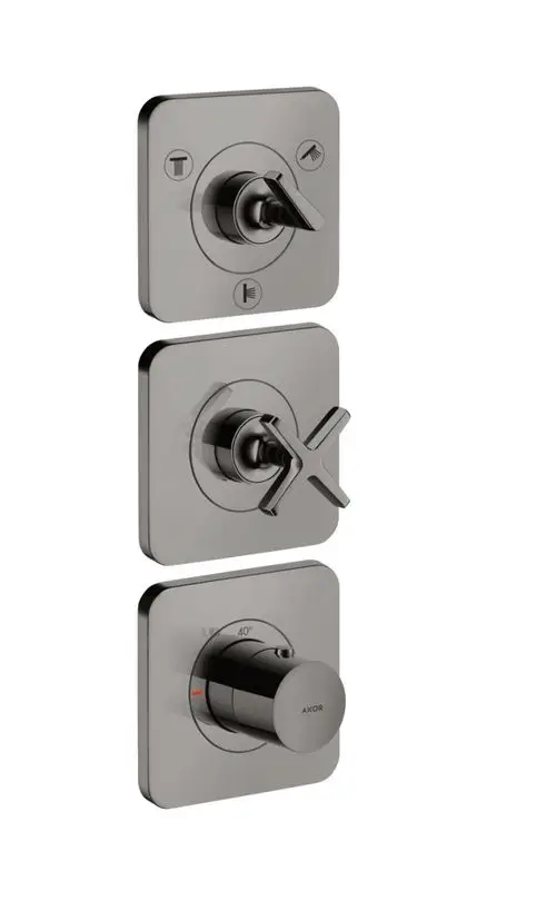 Dreifache Unterputzsteuerung von AXOR in poliertem schwarzem Chrom. Enthält Regler für Temperatur, Wasserfluss und eine Funktionstaste. Quadratische Rosetten.